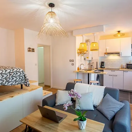 L'Estrade D'Amiens - Studio Atypique Et De Standing Avec Parking Apartment Amiens