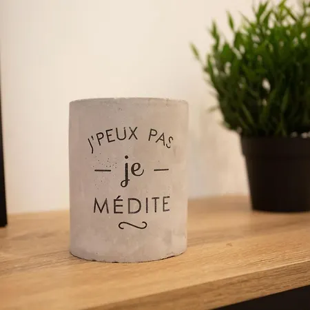 L'Estrade D'Amiens - Studio Atypique Et De Standing Avec Parking